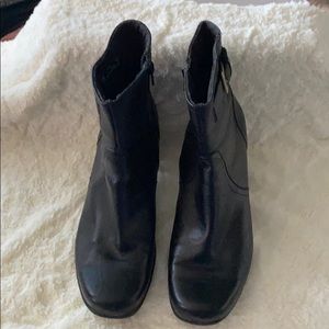GUC, Clark’s size 9.5, black ankle boots